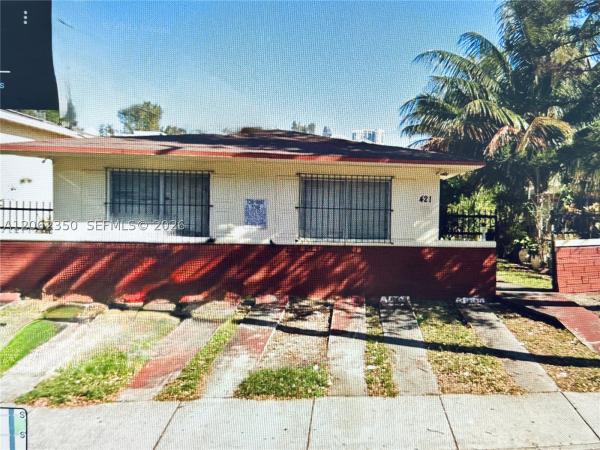 Carolina Court, 421 SW 9th Ave, Miami, Florida 33130, image 1