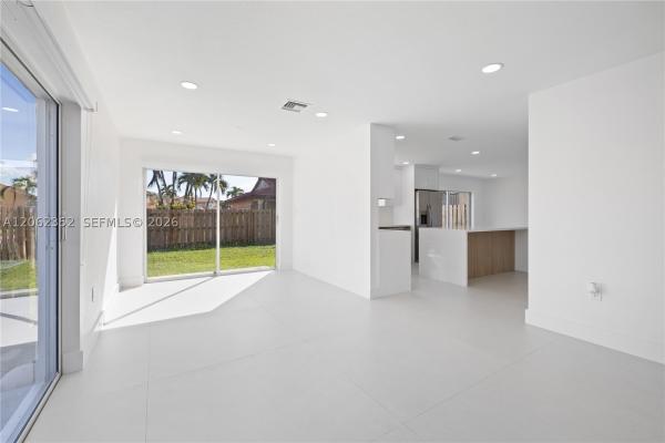 10953 SW 151st Pl, Unincorporated Dade County, Florida 33196, image 1