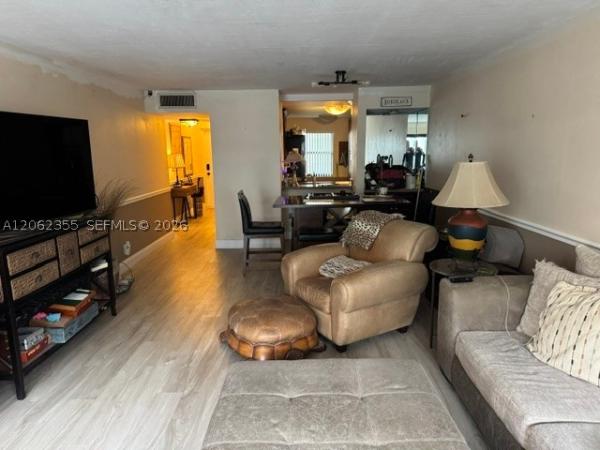 Tradewinds By The Sea, 2029 N Ocean Blvd #403, Fort Lauderdale, Florida 33305, image 1