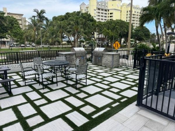 Tradewinds By The Sea, 2029 N Ocean Blvd #403, Fort Lauderdale, Florida 33305, image 2
