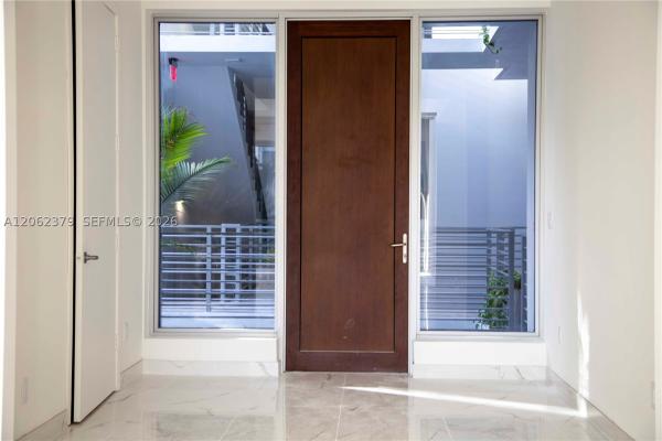 Eleven In The Roads, 529 SW 11th St #202, Miami, Florida 33129, image 3