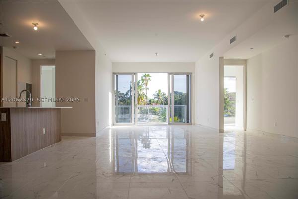 Eleven In The Roads, 529 SW 11th St #202, Miami, Florida 33129, image 2