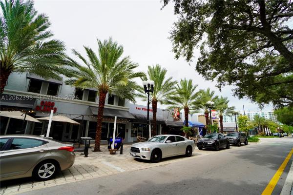 Regent Park At Young Circle, 1900 Van Buren St #118B, Hollywood, Florida 33020, image 1