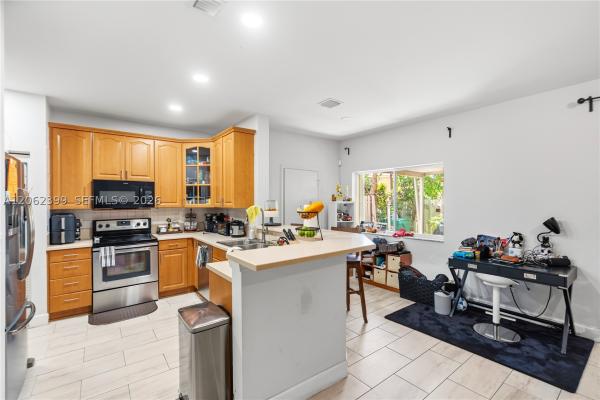 Avalon, 1844 SW 102nd Way, Miramar, Florida 33025, image 2