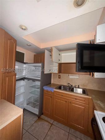 Triton Tower, 2899 Collins Ave #940, Miami Beach, Florida 33140, image 2