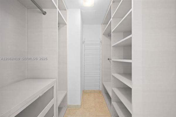 Reach Brickell City Centre, 68 SE 6th St #910, Miami, Florida 33131, image 1