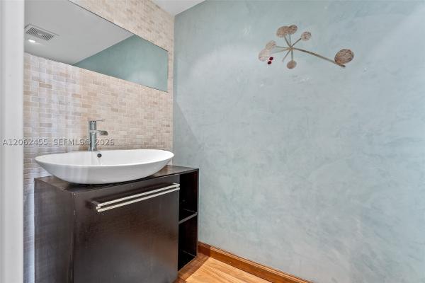 Venetia, 555 NE 15th St #14-G, Miami, Florida 33132, image 2