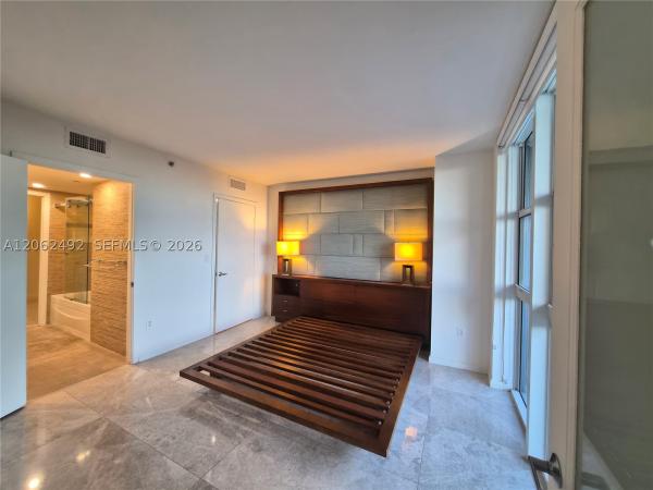 50 Biscayne, 50 Biscayne Blvd #804, Miami, Florida 33132, image 2