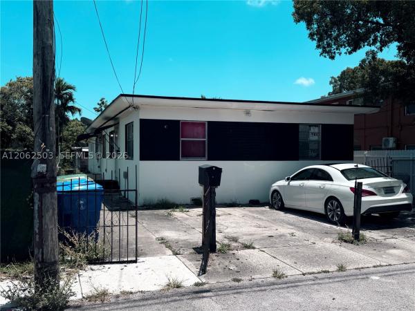 Caples, 2180 NW 30th St, Miami, Florida 33142, image 1