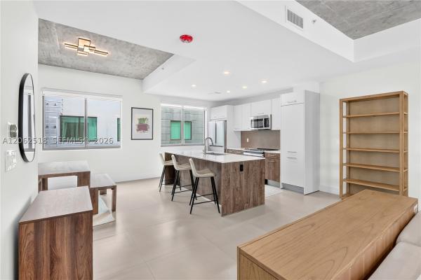912 Victoria Townhomes, 916 NE 4th St, Fort Lauderdale, Florida 33301, image 3