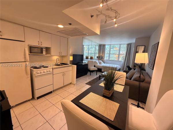 The Decoplage, 100 Lincoln Rd #314, Miami Beach, Florida 33139, image 1