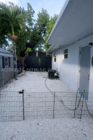 2929 NW 47th St #3, Unincorporated Dade County, Florida 33142, image 1