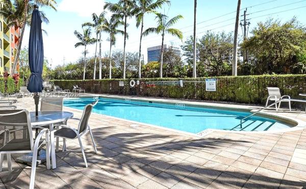 Park Place, 1650 Presidential Way #208, West Palm Beach, Florida 33401, image 2