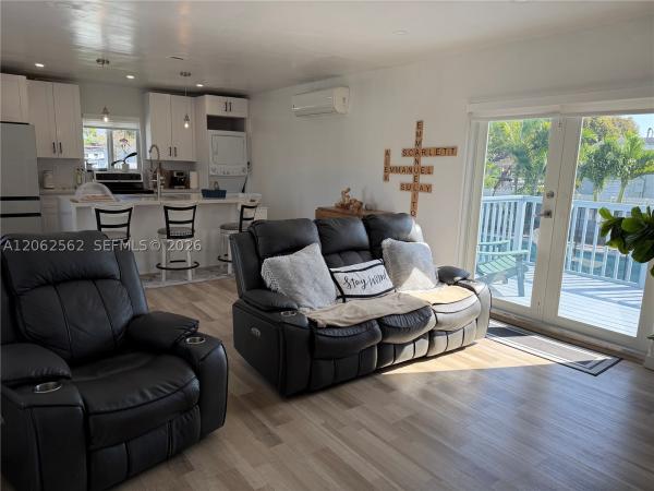2401 SW 83rd Ave, Unincorporated Dade County, Florida 33155, image 2