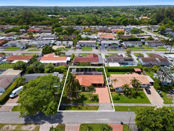 12330 SW 39th Ter, Unincorporated Dade County, Florida 33175, image 1