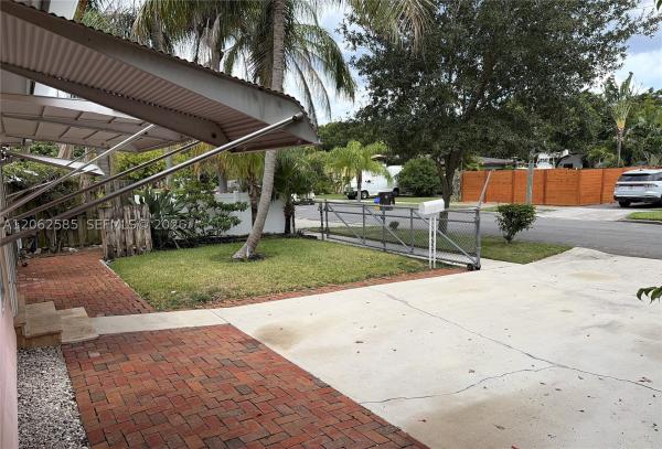 Hillside Park, 723 Valley Forge Rd, West Palm Beach, Florida 33405, image 2