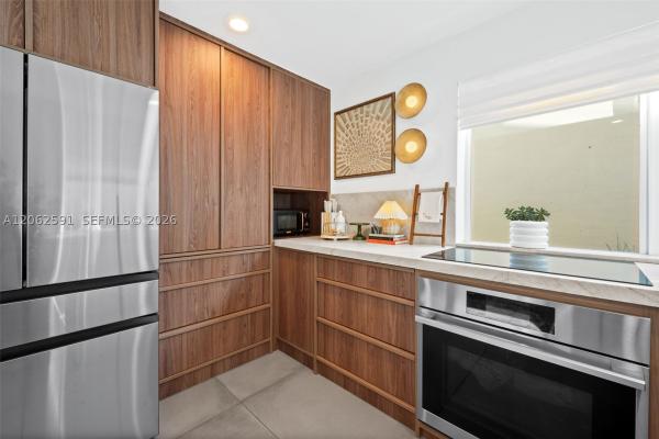 18146 NW 61st Pl, Hialeah, Florida 33015, image 3
