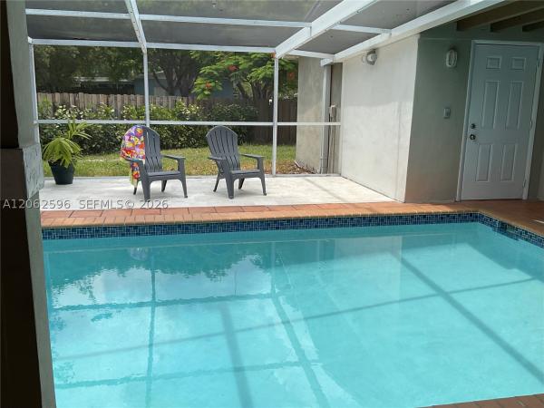 Cutler Ridge Pines, 8830 SW 200th St, Cutler Bay, Florida 33157, image 2