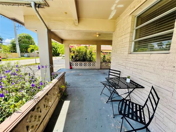 Atlantic Shores Dixie Highway, 717 NE 10th Ave #1-2, Hallandale Beach, Florida 33009, image 3