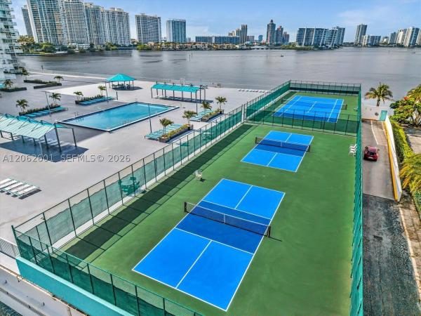 Winston Towers 500, 301 174th St #2205, Sunny Isles Beach, Florida 33160, image 2