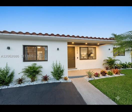 Gardner Villas, 1415 Garfield St, Hollywood, Florida 33020, image 2