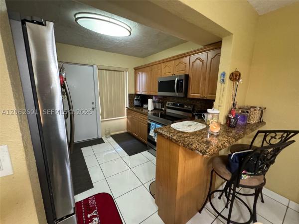 9240 Fontainebleau Blvd #204, Unincorporated Dade County, Florida 33172, image 1