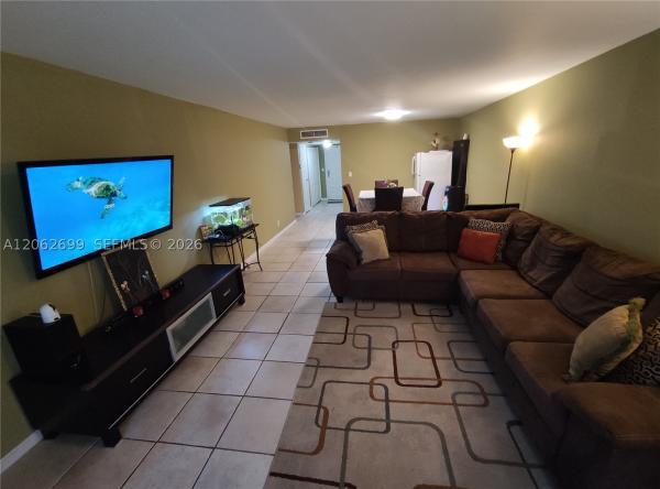 The Falls Of Inverrary, 6301 N Falls Circle Dr #410, Lauderhill, Florida 33319, image 3