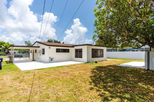 Whispering Pines Estates, 19390 Whispering Pines Rd, Cutler Bay, Florida 33157, image 2