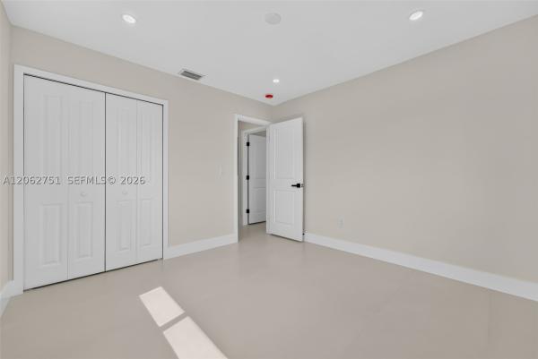 6514 SW 107th Pl, Unincorporated Dade County, Florida 33173, image 2