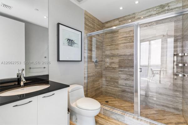 Tdr Tower 3, 15811 Collins Ave #1604, Sunny Isles Beach, Florida 33160, image 1