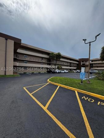 702 NW 87th Ave #105, Unincorporated Dade County, Florida 33172, image 2