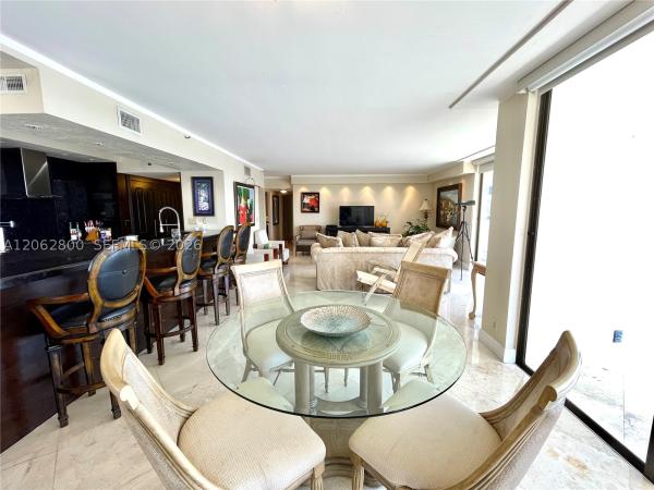 Turnberry Isle North, 19707 Turnberry Way #10E, Aventura, Florida 33180, image 3