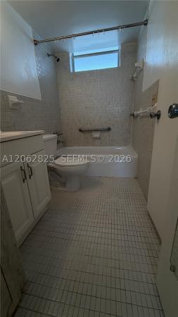 Point East, 3000 N Marcos Dr #P210, Aventura, Florida 33160, image 1