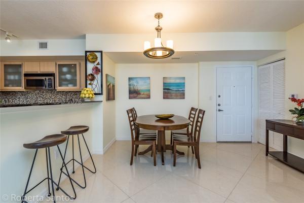 2080 Ocean Drive, 2080 S Ocean Dr #804, Hallandale Beach, Florida 33009, image 2