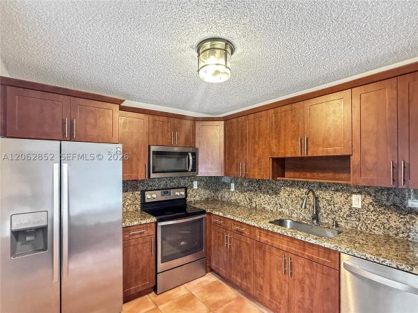 13771 SW 149th Cir Ln #4-85, Unincorporated Dade County, Florida 33186, image 1