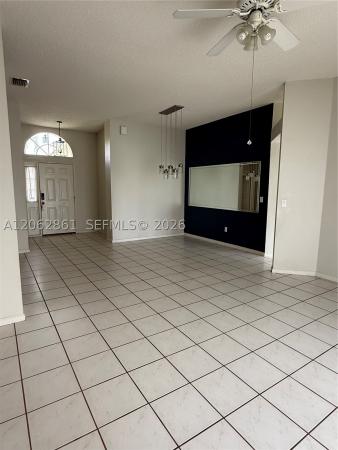 North Gate, 2435 SE 7th Pl, Homestead, Florida 33033, image 2