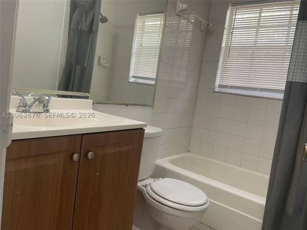 4951 Wedgewood Way #6, West Palm Beach, Florida 33417, image 2