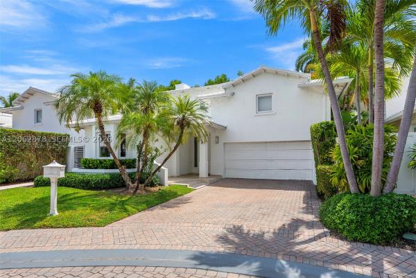 Grand Bay Villas, 6 Coconut Ln, Key Biscayne, Florida 33149, image 1