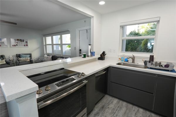 Casa La Quinta, 2870 NE 14th Street Cswy #303C, Pompano Beach, Florida 33062, image 2