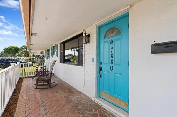 Boulevard Heights, 7880 NW 11th St, Pembroke Pines, Florida 33024, image 1