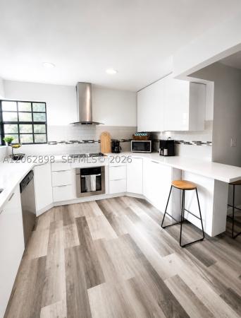 Bayberry Lakes, 2041 Bayberry Dr, Pembroke Pines, Florida 33024, image 1