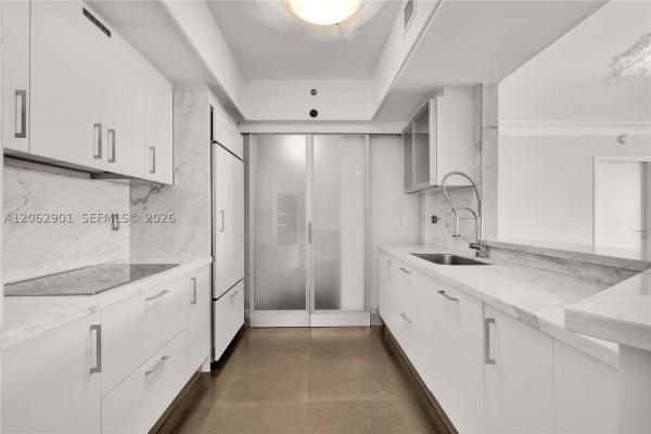 Icon South Beach, 450 Alton Rd #1906, Miami Beach, Florida 33139, image 3