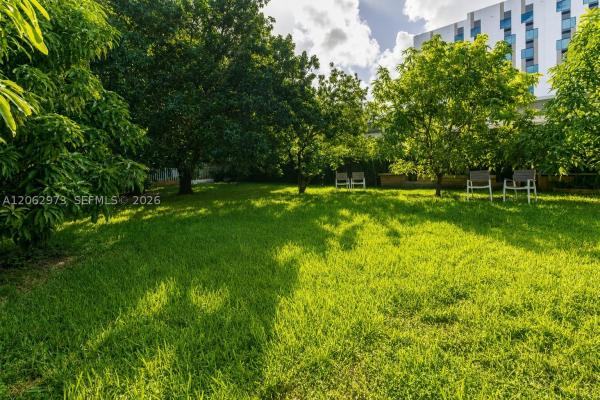 Country Club Estates, 633 Mokena Dr, Miami Springs, Florida 33166, image 3