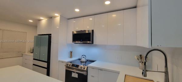 222 N Oakridge N #222, Deerfield Beach, Florida 33442, image 3