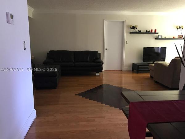 Plaza Of The Americas, 16919 N Bay Rd #916, Sunny Isles Beach, Florida 33160, image 3