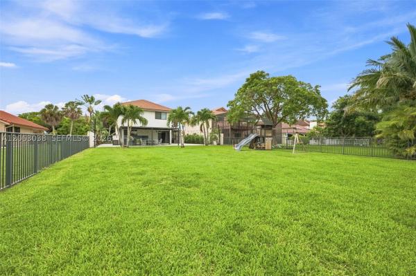 Starlight Cove, 3931 NW 7th Pl, Deerfield Beach, Florida 33442, image 3
