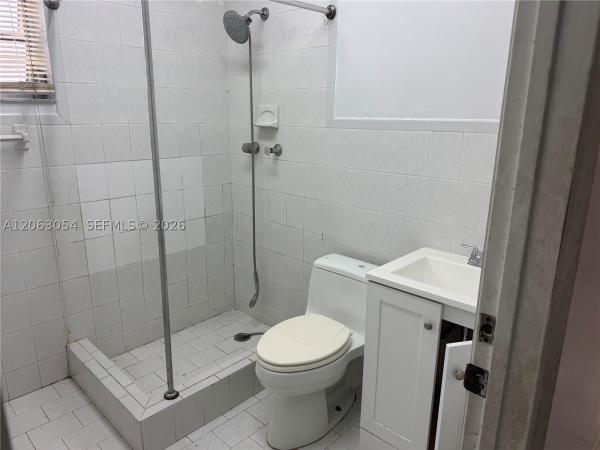 Hialeah Residential, 562 E 44th St, Hialeah, Florida 33013, image 1