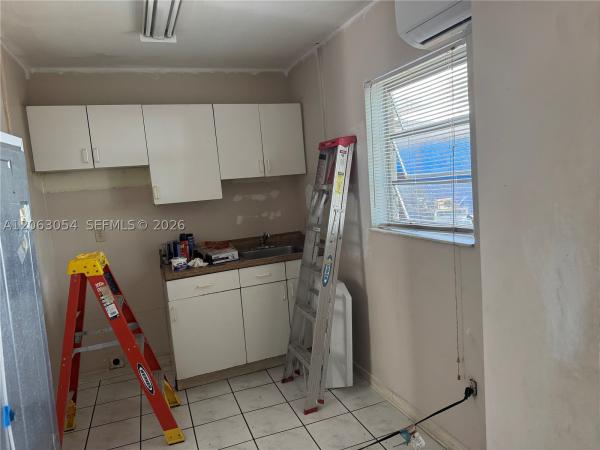 Hialeah Residential, 562 E 44th St, Hialeah, Florida 33013, image 3