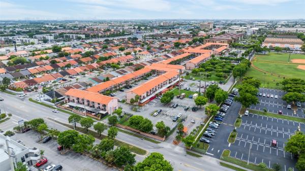 Hialeah Club Villas, 2170 W 60th St #16208, Hialeah, Florida 33016, image 2