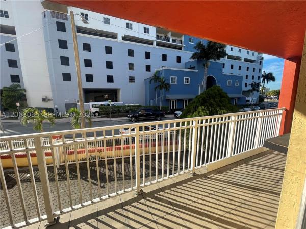 6315 SW 8th St #405, Miami, Florida 33144, image 3
